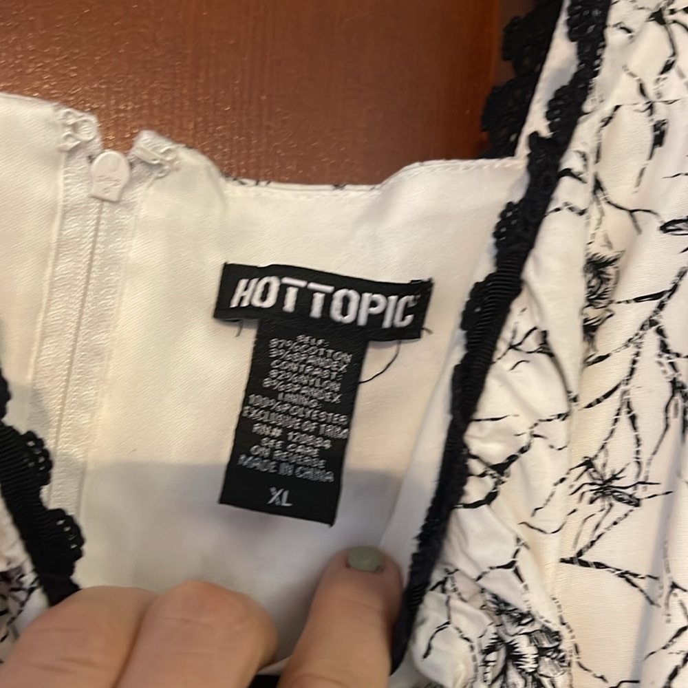 Hot Topic fit and flare dress size XL - Picture 4 of 6